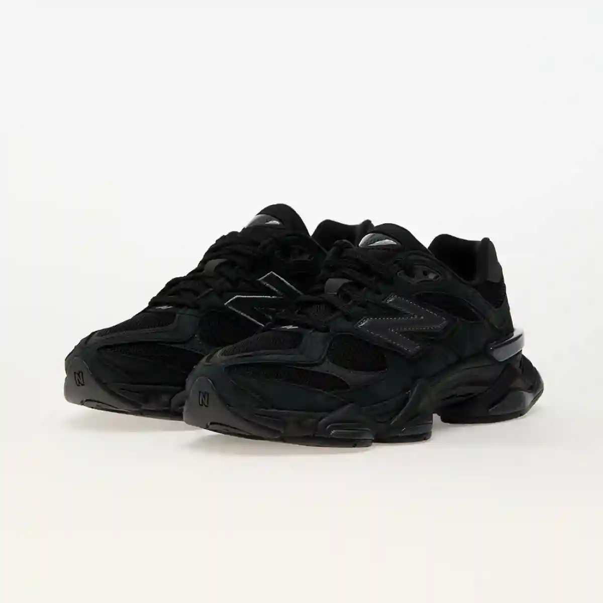 New Balance 9060 – Triple Black