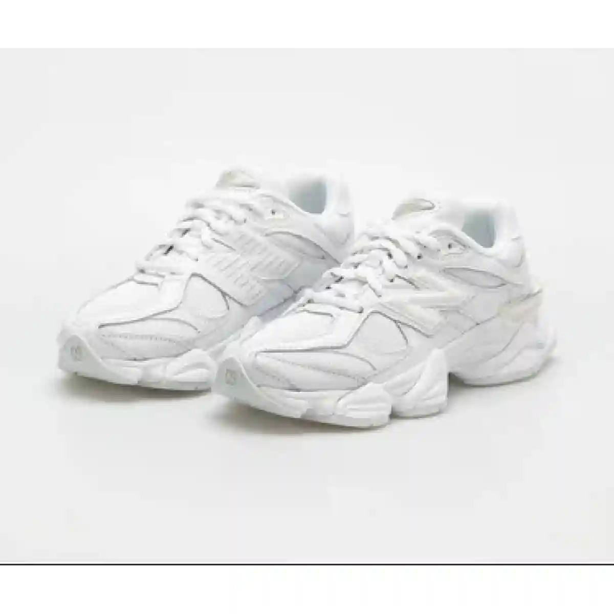 New Balance 9060 – Triple White
